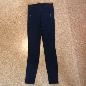 Black lululemon leggings